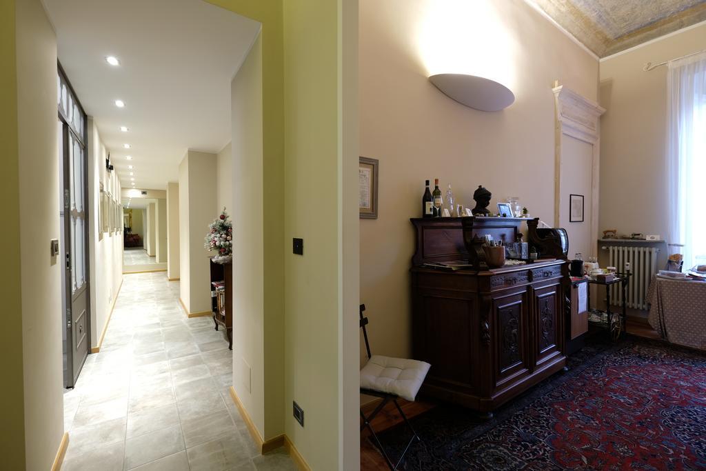 Madama Cristina Bed & Breakfast Turin Exterior foto